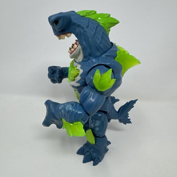 Beast Lab Shark Beast Creator Experiment 8" Action Figure Light and Sound Hammer - Picture 2 of 6
